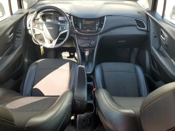 KL7CJPSB6KB823862 2019 CHEVROLET TRAX - Image 8