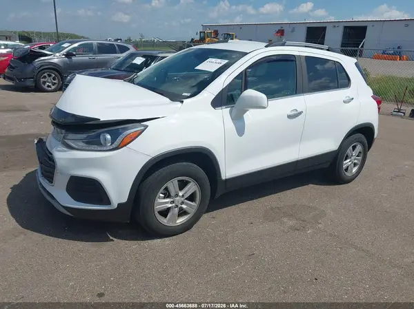 KL7CJPSB6KB826275 2019 CHEVROLET TRAX - Image 2