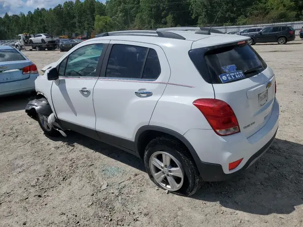 KL7CJPSB6KB833792 2019 CHEVROLET TRAX - Image 2