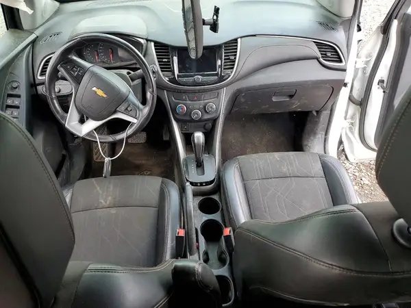 KL7CJPSB6KB858952 2019 CHEVROLET TRAX - Image 8
