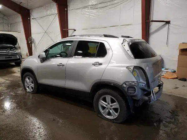 KL7CJPSB6KB861026 2019 CHEVROLET TRAX - Image 2