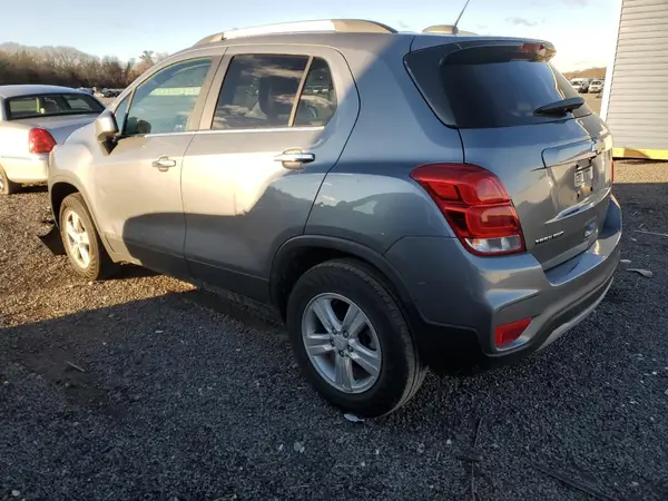 KL7CJPSB6KB876500 2019 CHEVROLET TRAX - Image 2
