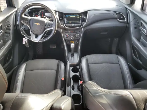 KL7CJPSB6KB896777 2019 CHEVROLET TRAX - Image 8