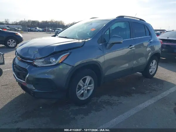 KL7CJPSB6KB915019 2019 CHEVROLET TRAX - Image 2