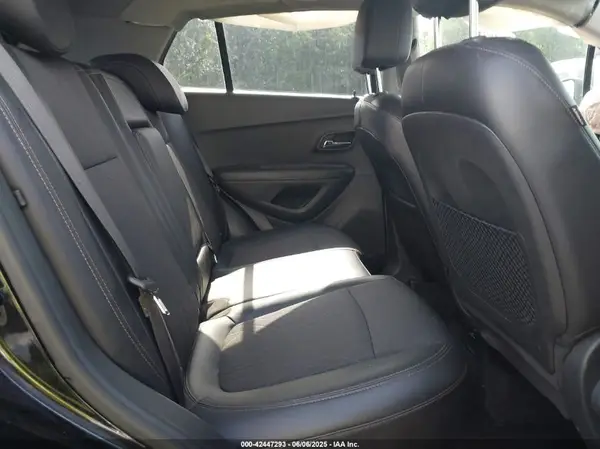 KL7CJPSB6KB919734 2019 CHEVROLET TRAX - Image 8