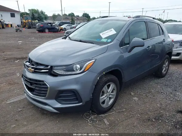 KL7CJPSB6KB924416 2019 CHEVROLET TRAX - Image 2