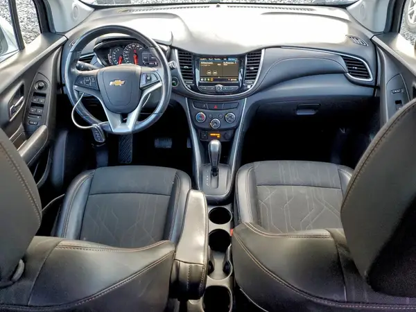 KL7CJPSB6KB929423 2019 CHEVROLET TRAX - Image 8