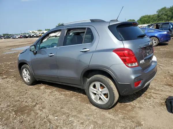 KL7CJPSB6KB958792 2019 CHEVROLET TRAX - Image 2