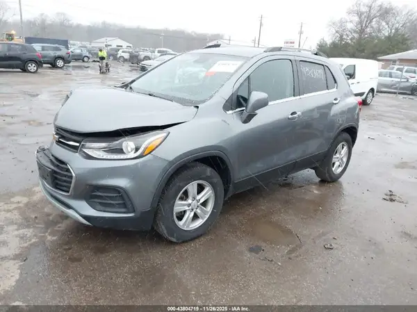 KL7CJPSB6KB959487 2019 CHEVROLET TRAX - Image 2