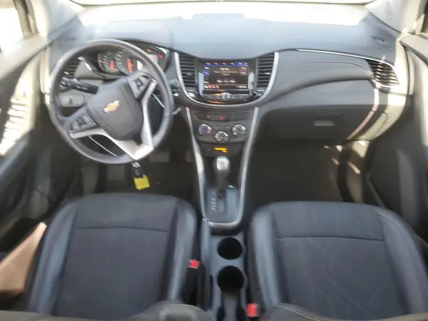 KL7CJPSB6LB002701 2020 CHEVROLET TRAX - Image 8