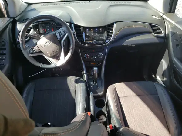 KL7CJPSB6LB002987 2020 CHEVROLET TRAX - Image 8