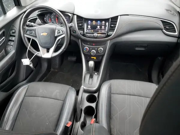 KL7CJPSB6LB004772 2020 CHEVROLET TRAX - Image 8