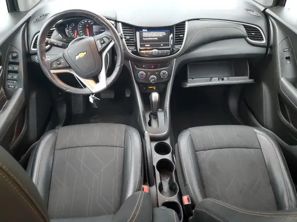 KL7CJPSB6LB021975 2020 CHEVROLET TRAX - Image 8