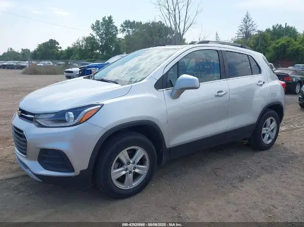 KL7CJPSB6LB023600 2020 CHEVROLET TRAX - Image 2