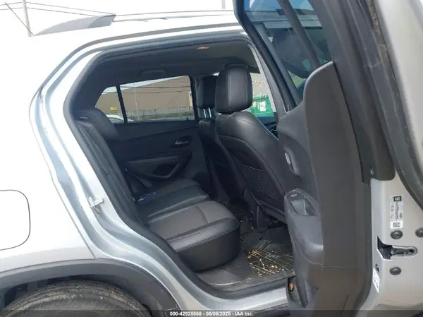 KL7CJPSB6LB023600 2020 CHEVROLET TRAX - Image 8