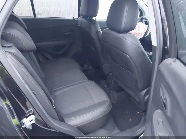 KL7CJPSB6LB072165 2020 CHEVROLET TRAX - Image 8