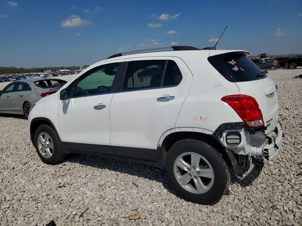 KL7CJPSB6LB086566 2020 CHEVROLET TRAX - Image 2