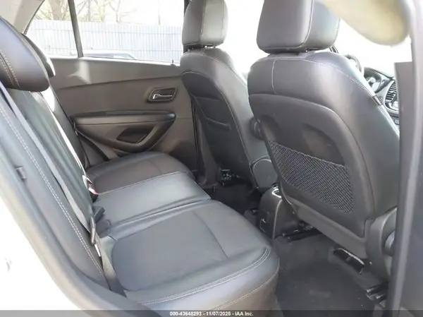 KL7CJPSB6LB313674 2020 CHEVROLET TRAX - Image 8