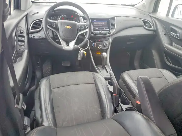 KL7CJPSB6LB319037 2020 CHEVROLET TRAX - Image 8