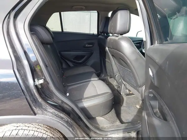 KL7CJPSB6LB327378 2020 CHEVROLET TRAX - Image 8