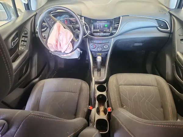 KL7CJPSB6LB332595 2020 CHEVROLET TRAX - Image 8