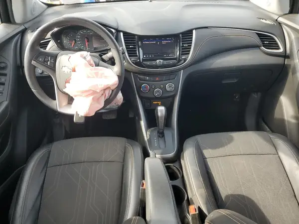 KL7CJPSB6MB307181 2021 CHEVROLET TRAX - Image 8