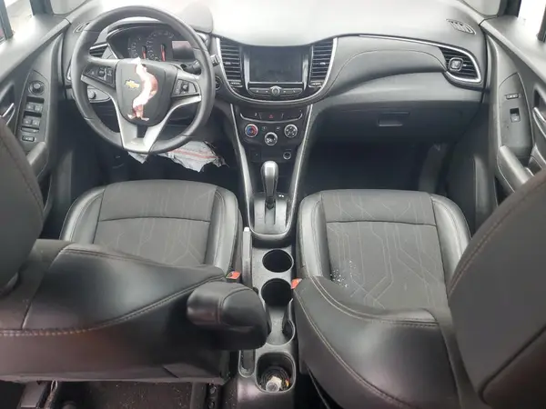 KL7CJPSB6MB327673 2021 CHEVROLET TRAX - Image 8