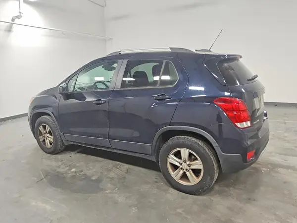 KL7CJPSB6MB342089 2021 CHEVROLET TRAX - Image 2