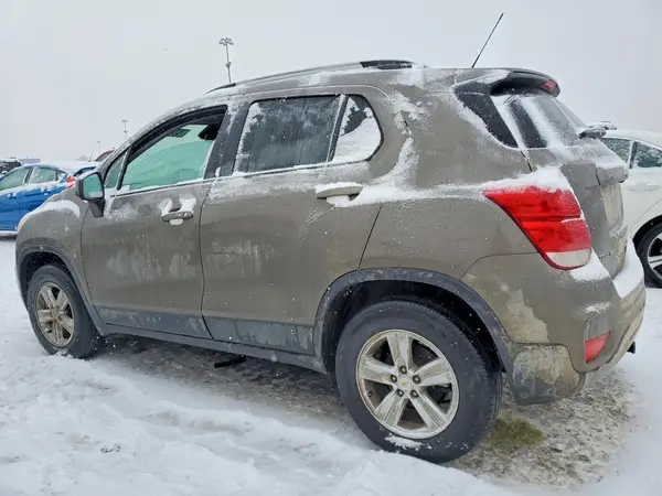 KL7CJPSB6MB344618 2021 CHEVROLET TRAX - Image 2