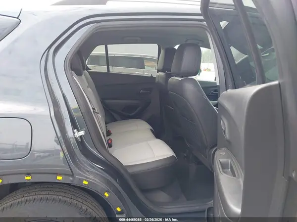 KL7CJPSB6MB351844 2021 CHEVROLET TRAX - Image 8