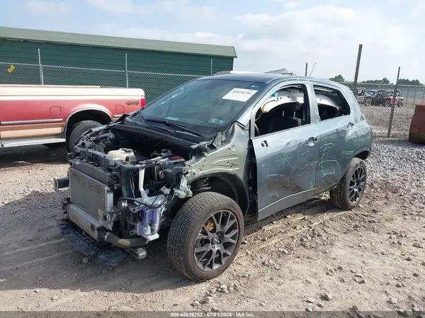 KL7CJPSB6MB352718 2021 CHEVROLET TRAX - Image 2