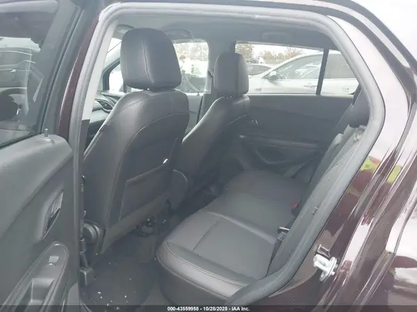 KL7CJPSB6MB353223 2021 CHEVROLET TRAX - Image 8