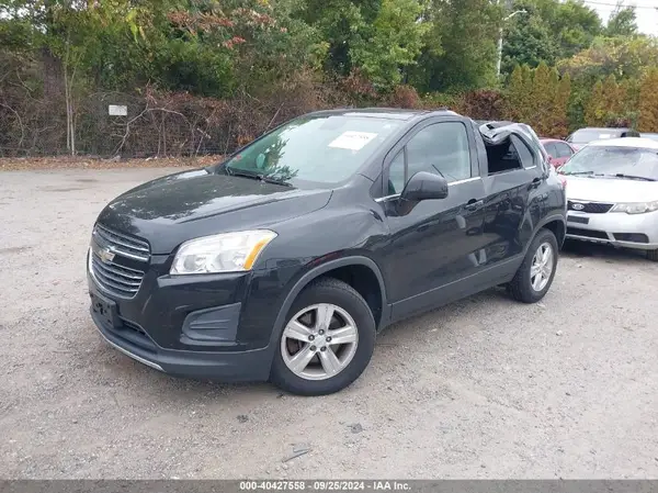 KL7CJPSB7GB568758 2016 CHEVROLET TRAX - Image 2