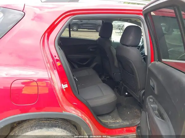 KL7CJPSB7GB572504 2016 CHEVROLET TRAX - Image 8
