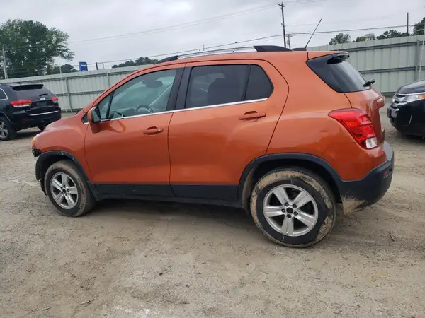 KL7CJPSB7GB607784 2016 CHEVROLET TRAX - Image 2
