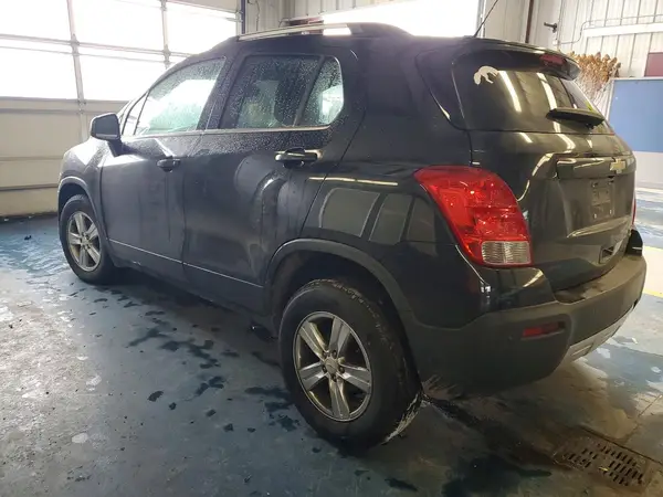 KL7CJPSB7GB725544 2016 CHEVROLET TRAX - Image 2