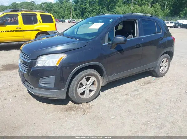 KL7CJPSB7GB733658 2016 CHEVROLET TRAX - Image 2