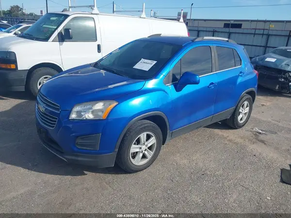 KL7CJPSB7GB759953 2016 CHEVROLET TRAX - Image 2