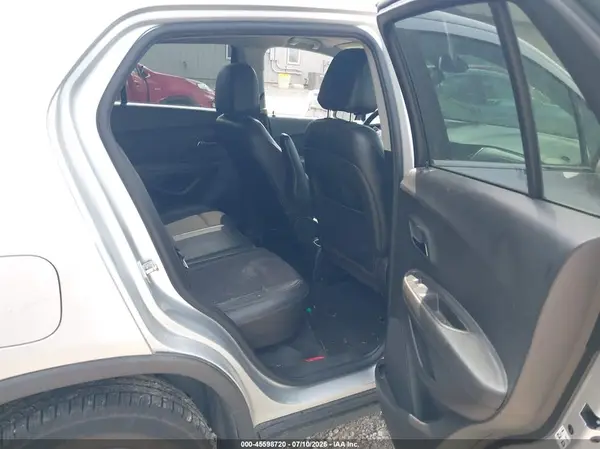 KL7CJPSB7HB086647 2017 CHEVROLET TRAX - Image 8
