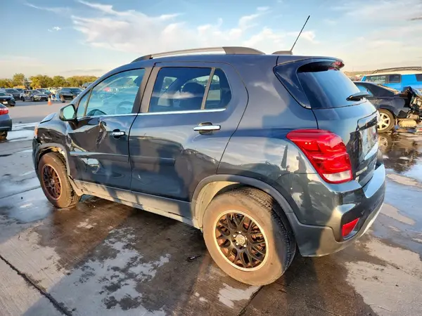 KL7CJPSB7HB107190 2017 CHEVROLET TRAX - Image 2