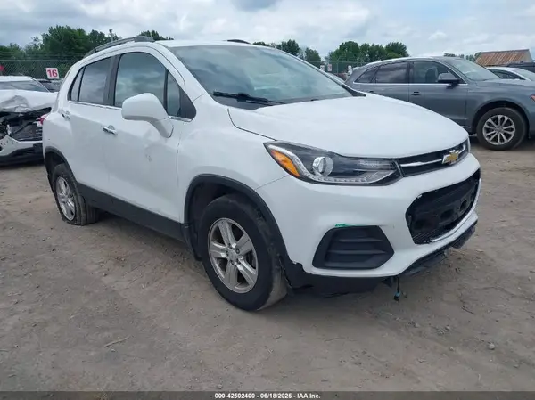 KL7CJPSB7JB714373 2018 CHEVROLET TRAX - Image 1