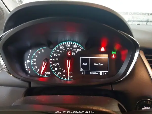 KL7CJPSB7JB714941 2018 CHEVROLET TRAX - Image 2