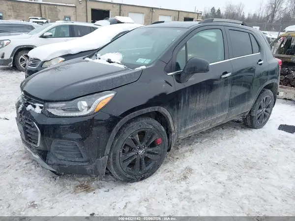 KL7CJPSB7KB746807 2019 CHEVROLET TRAX - Image 2