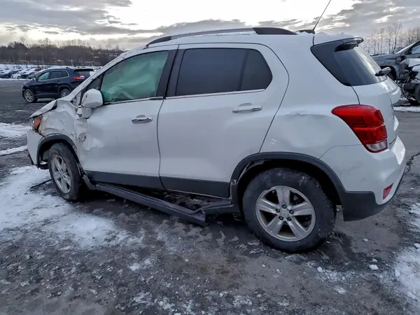 KL7CJPSB7KB816564 2019 CHEVROLET TRAX - Image 2