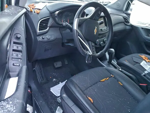 KL7CJPSB7KB816564 2019 CHEVROLET TRAX - Image 8
