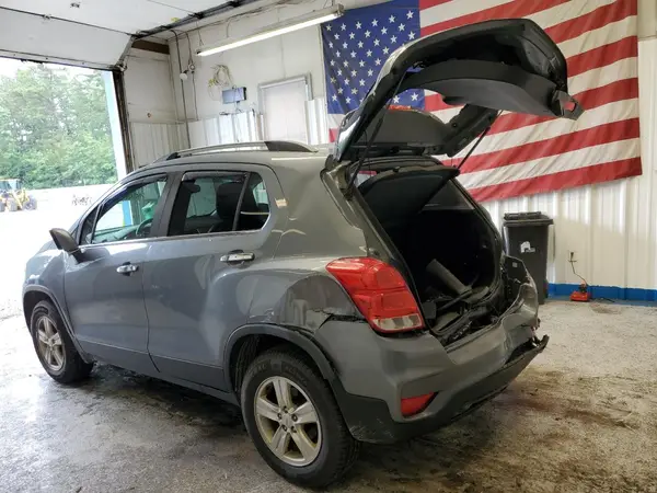 KL7CJPSB7KB835275 2019 CHEVROLET TRAX - Image 2