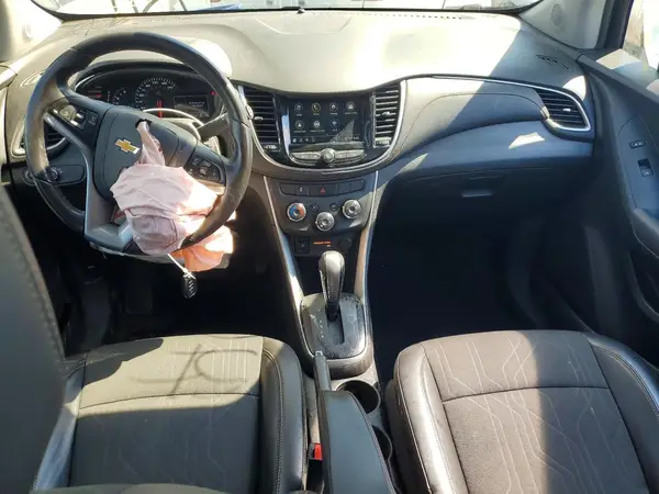 KL7CJPSB7KB837060 2019 CHEVROLET TRAX - Image 8