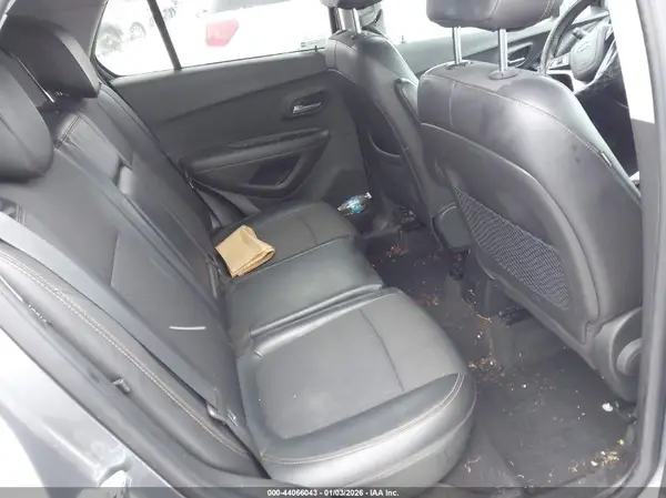 KL7CJPSB7KB838550 2019 CHEVROLET TRAX - Image 8