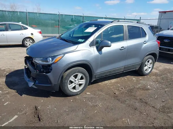 KL7CJPSB7KB895265 2019 CHEVROLET TRAX - Image 2