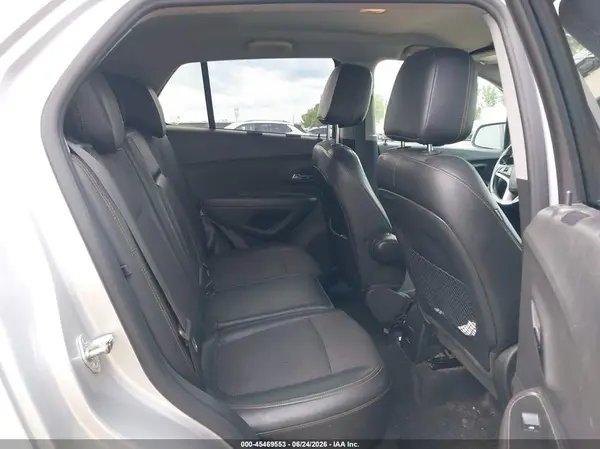 KL7CJPSB7KB908922 2019 CHEVROLET TRAX - Image 8